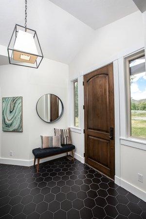 SUN Valley Family HOME — photo 11